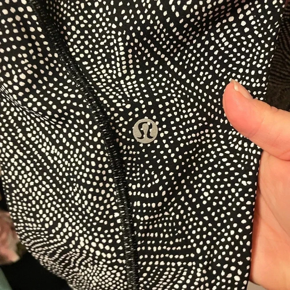 LULULEMON TIME TO SWEAT CROP LEGGINGS